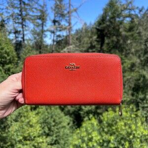 COACH Long Zip-Around Crossgrain Leather Wallet RED with GOLD Hardware AUTHENTIC